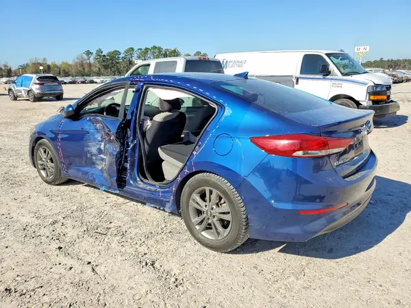 5NPD84LF1JH232421 2018 HYUNDAI ELANTRA - Image 2