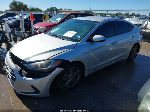 5NPD84LF1JH234279 2018 HYUNDAI ELANTRA - Image 2