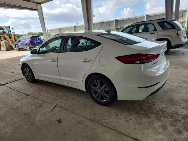 5NPD84LF1JH234380 2018 HYUNDAI ELANTRA - Image 2