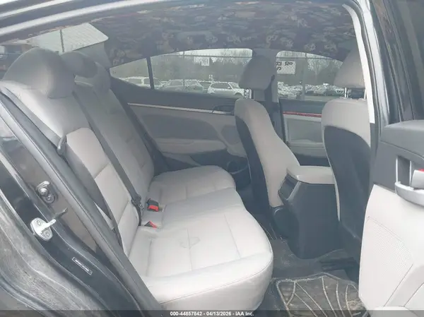 5NPD84LF1JH234668 2018 HYUNDAI ELANTRA - Image 8