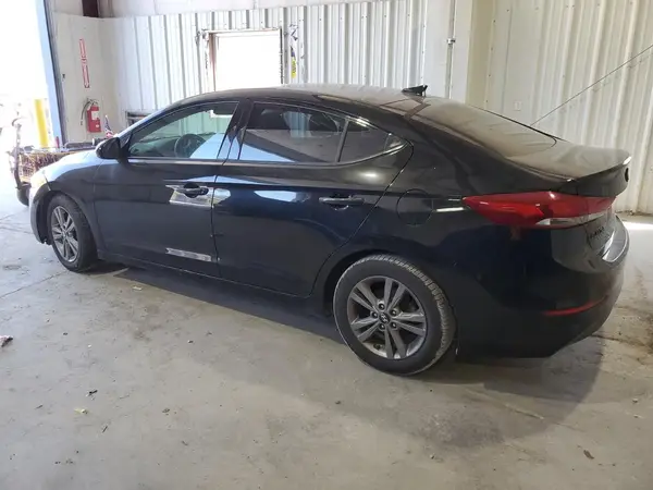 5NPD84LF1JH236033 2018 HYUNDAI ELANTRA - Image 2