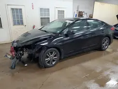 5NPD84LF1JH236324 2018 HYUNDAI ELANTRA