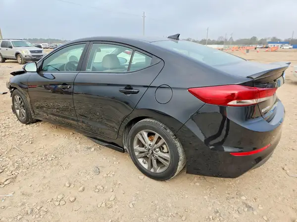 5NPD84LF1JH237554 2018 HYUNDAI ELANTRA - Image 2