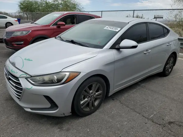 5NPD84LF1JH239725 2018 HYUNDAI ELANTRA - Image 1
