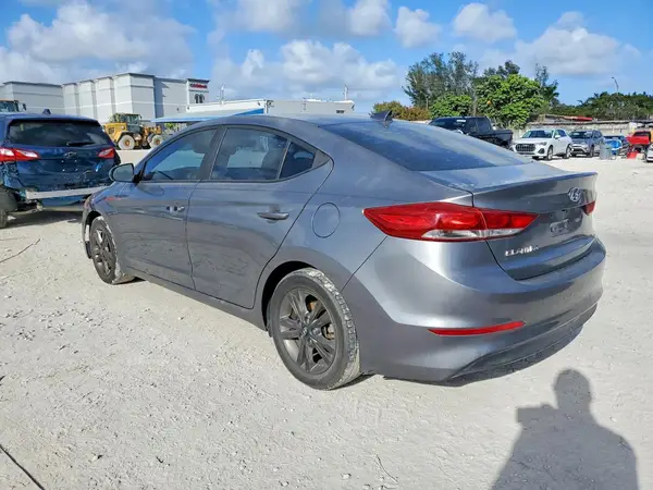 5NPD84LF1JH241250 2018 HYUNDAI ELANTRA - Image 2