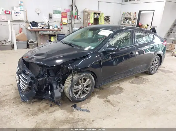 5NPD84LF1JH242026 2018 HYUNDAI ELANTRA - Image 2