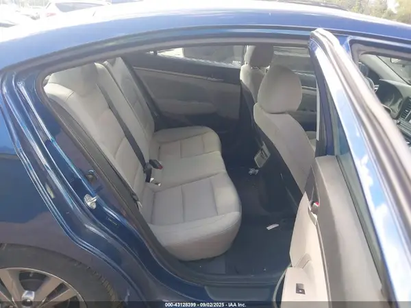 5NPD84LF1JH244536 2018 HYUNDAI ELANTRA - Image 8