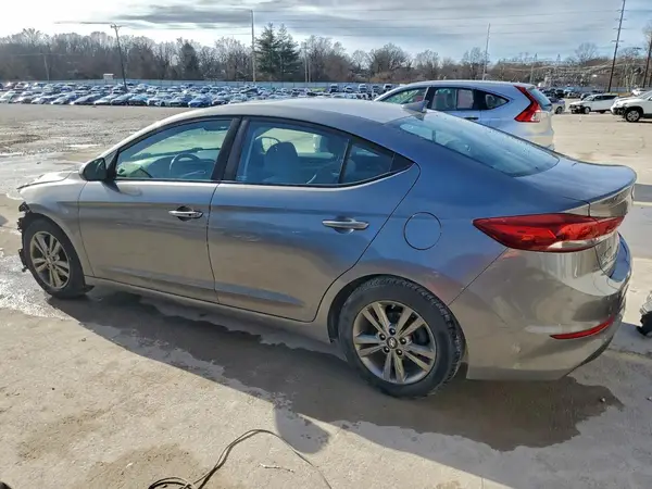 5NPD84LF1JH245346 2018 HYUNDAI ELANTRA - Image 2