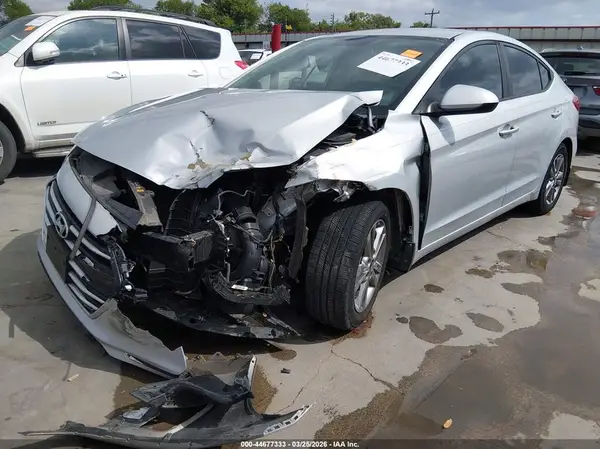 5NPD84LF1JH249249 2018 HYUNDAI ELANTRA - Image 2