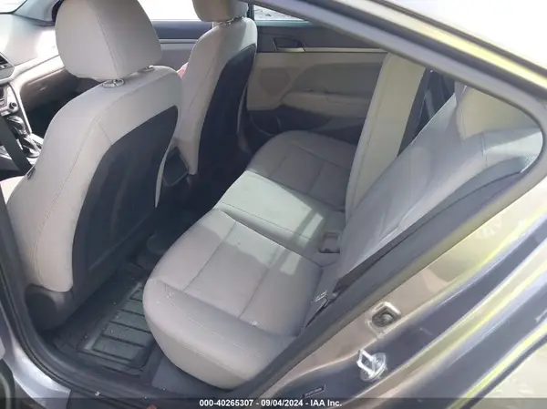 5NPD84LF1JH251793 2018 HYUNDAI ELANTRA - Image 8