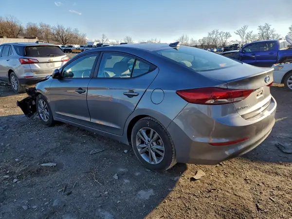 5NPD84LF1JH252006 2018 HYUNDAI ELANTRA - Image 2