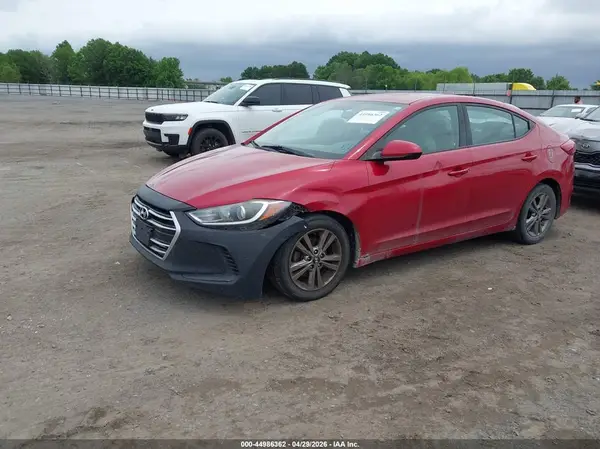 5NPD84LF1JH253656 2018 HYUNDAI ELANTRA - Image 2
