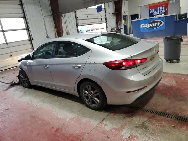 5NPD84LF1JH257626 2018 HYUNDAI ELANTRA - Image 2