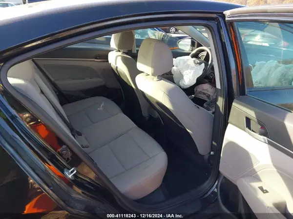 5NPD84LF1JH259280 2018 HYUNDAI ELANTRA - Image 8