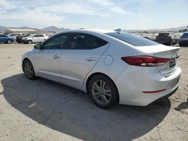 5NPD84LF1JH259666 2018 HYUNDAI ELANTRA - Image 2