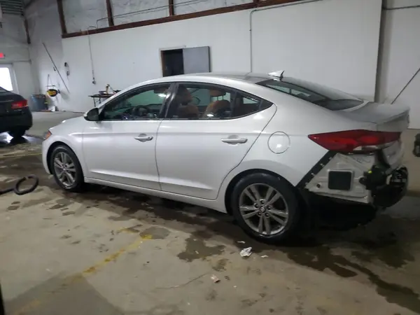 5NPD84LF1JH260378 2018 HYUNDAI ELANTRA - Image 2