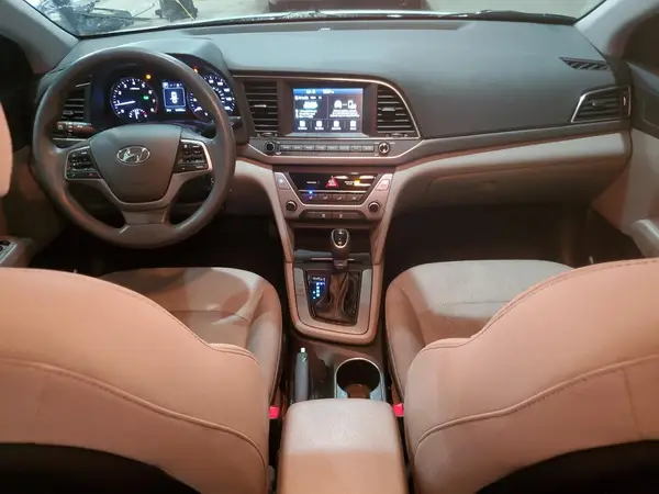 5NPD84LF1JH260378 2018 HYUNDAI ELANTRA - Image 8