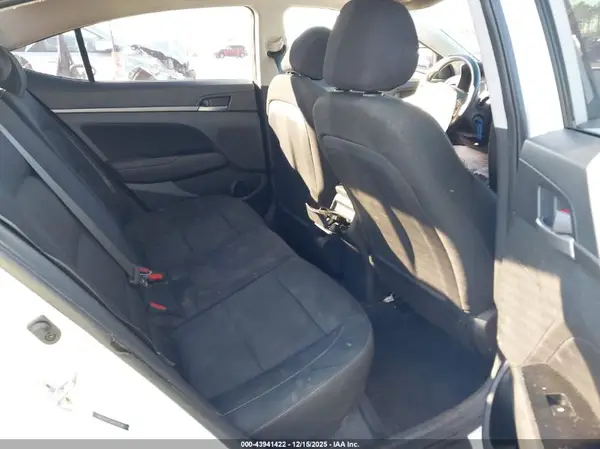 5NPD84LF1JH263538 2018 HYUNDAI ELANTRA - Image 8