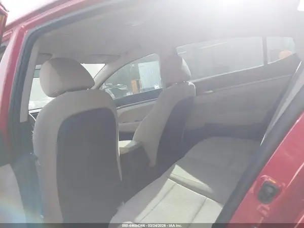 5NPD84LF1JH264026 2018 HYUNDAI ELANTRA - Image 8