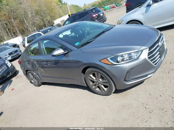 5NPD84LF1JH264365 2018 HYUNDAI ELANTRA - Image 1