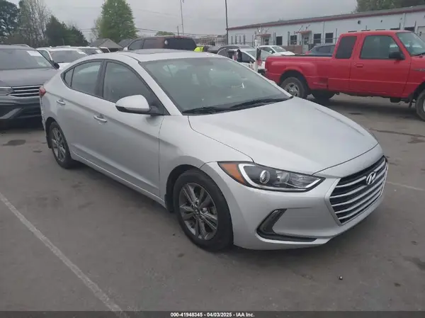 5NPD84LF1JH264446 2018 HYUNDAI ELANTRA - Image 1