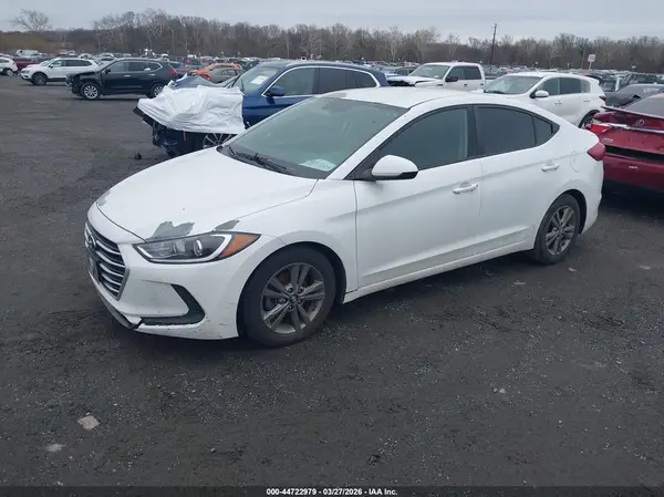 5NPD84LF1JH265080 2018 HYUNDAI ELANTRA - Image 2