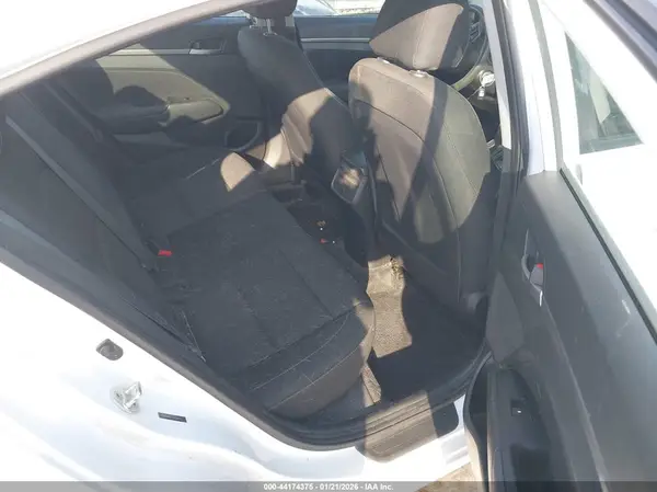 5NPD84LF1JH266553 2018 HYUNDAI ELANTRA - Image 8