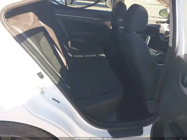 5NPD84LF1JH267038 2018 HYUNDAI ELANTRA - Image 8
