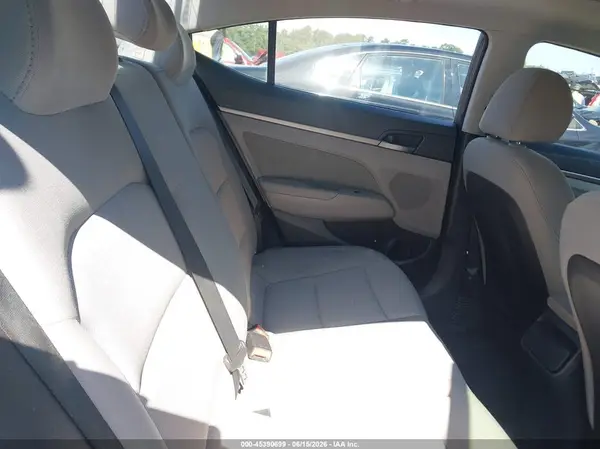 5NPD84LF1JH267489 2018 HYUNDAI ELANTRA - Image 8