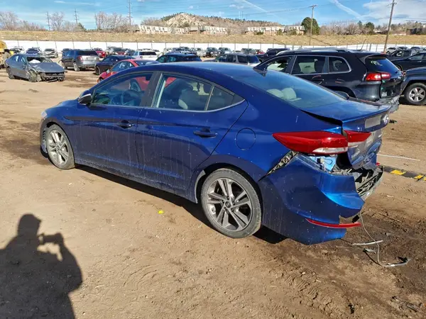 5NPD84LF1JH268335 2018 HYUNDAI ELANTRA - Image 2