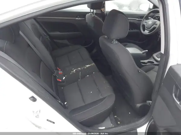 5NPD84LF1JH268447 2018 HYUNDAI ELANTRA - Image 8