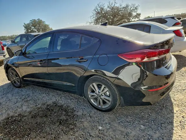 5NPD84LF1JH269758 2018 HYUNDAI ELANTRA - Image 2