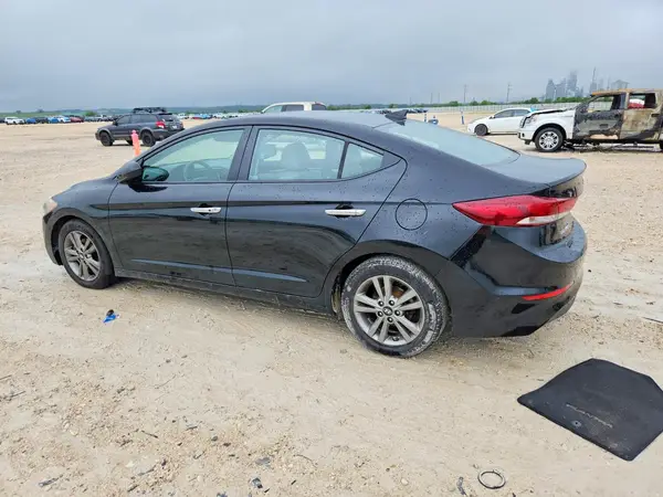 5NPD84LF1JH271249 2018 HYUNDAI ELANTRA - Image 2
