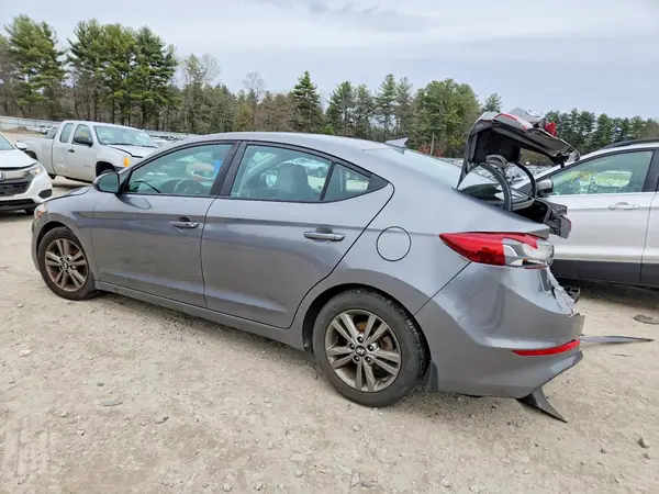 5NPD84LF1JH271431 2018 HYUNDAI ELANTRA - Image 2