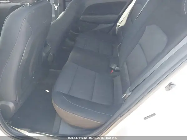5NPD84LF1JH272062 2018 HYUNDAI ELANTRA - Image 8