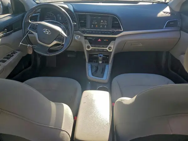 5NPD84LF1JH273602 2018 HYUNDAI ELANTRA - Image 8