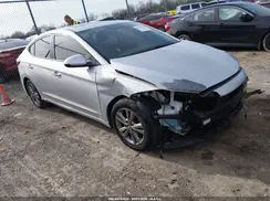 5NPD84LF1JH275592 2018 HYUNDAI ELANTRA