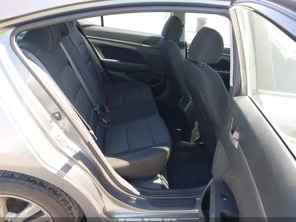 5NPD84LF1JH285636 2018 HYUNDAI ELANTRA - Image 8