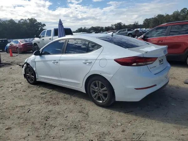 5NPD84LF1JH286107 2018 HYUNDAI ELANTRA - Image 2