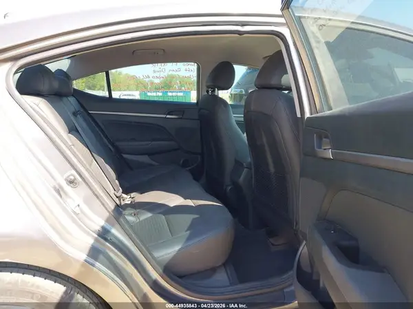 5NPD84LF1JH286396 2018 HYUNDAI ELANTRA - Image 8