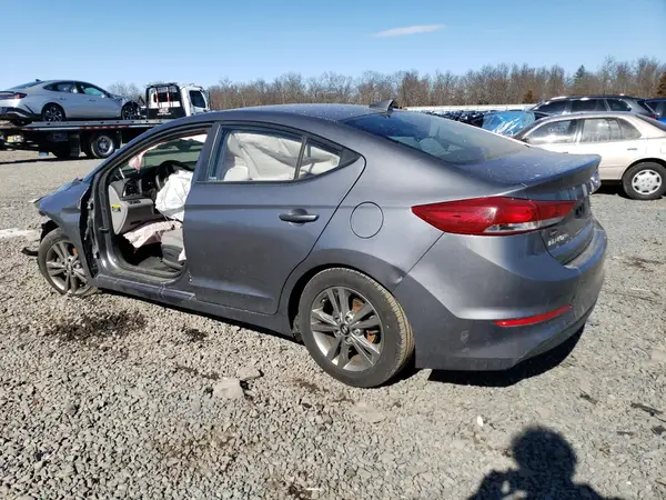 5NPD84LF1JH287290 2018 HYUNDAI ELANTRA - Image 2