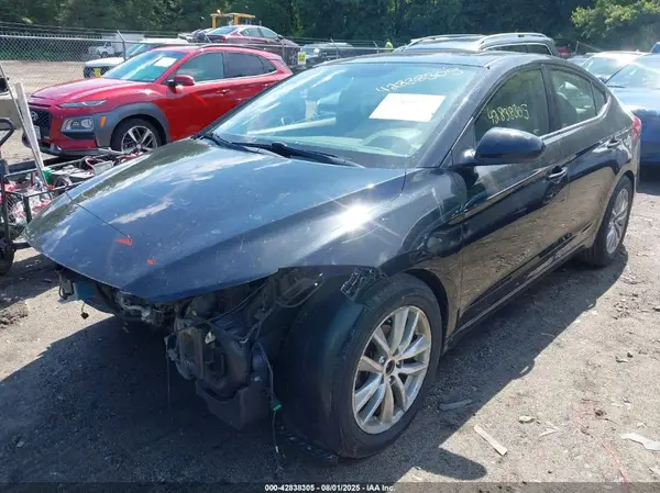 5NPD84LF1JH288651 2018 HYUNDAI ELANTRA - Image 2