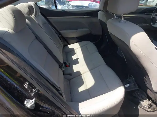 5NPD84LF1JH288651 2018 HYUNDAI ELANTRA - Image 8