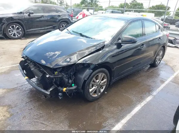 5NPD84LF1JH290058 2018 HYUNDAI ELANTRA - Image 2