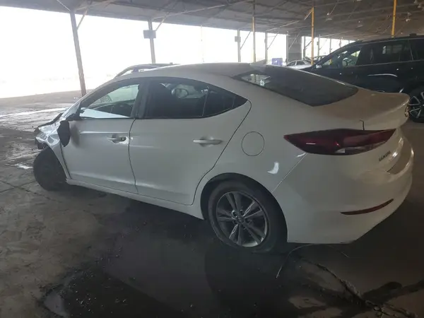 5NPD84LF1JH291193 2018 HYUNDAI ELANTRA - Image 2
