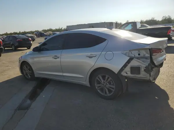 5NPD84LF1JH291260 2018 HYUNDAI ELANTRA - Image 2