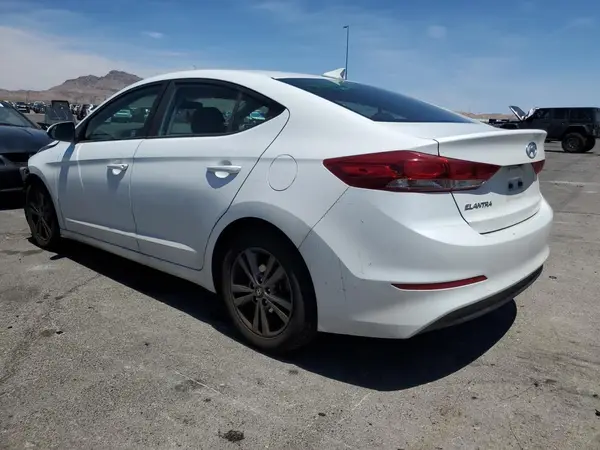 5NPD84LF1JH292389 2018 HYUNDAI ELANTRA - Image 2
