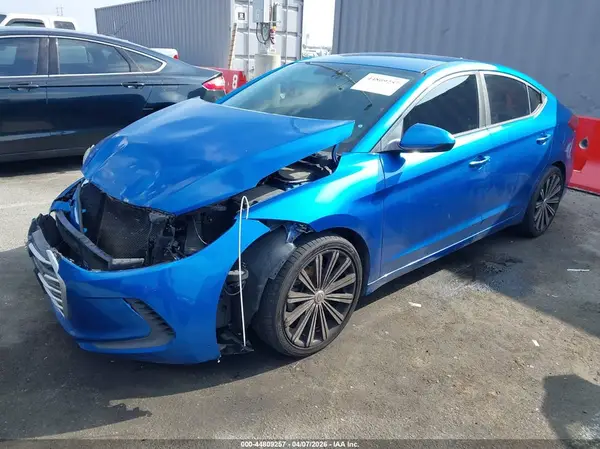 5NPD84LF1JH294451 2018 HYUNDAI ELANTRA - Image 2