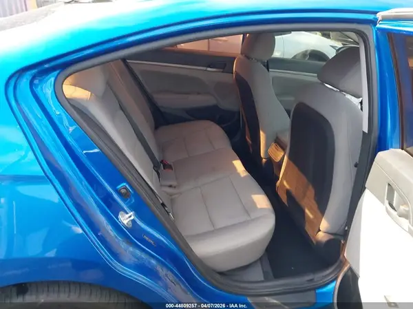5NPD84LF1JH294451 2018 HYUNDAI ELANTRA - Image 8