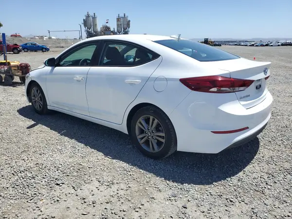 5NPD84LF1JH297110 2018 HYUNDAI ELANTRA - Image 2